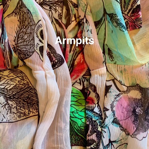 🦋 Signature Studio Butterfly Pattern Sheer Blouse, Pre-Owned, Size S 🌸 - Picture 9 of 17